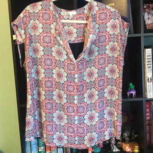 Shortsleeved Blouse‎